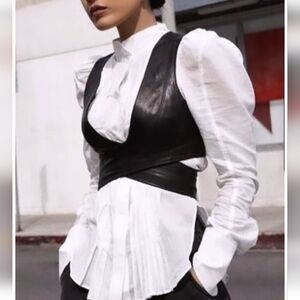 Stone Cold Fox Gangster Crop